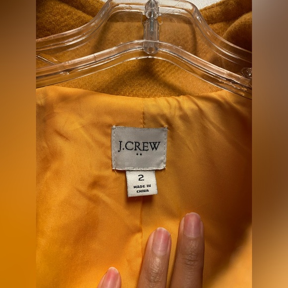 Yellow Coat - Picture 7 of 11